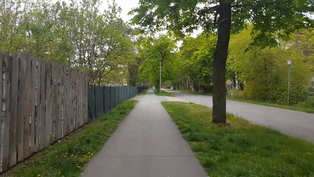 Altes Lager.Oт въезда со стороны Treuenbrietzen к аэродрому через ЖД переезд 1.05.2022 смотреть онлайн