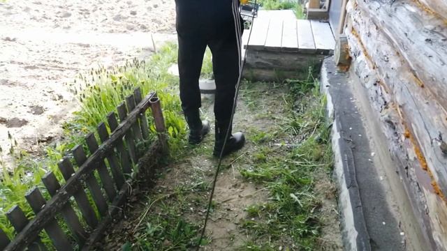 Уход за участком! Косим траву и одуванчики! :-)
