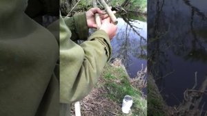 Установка жерлицы с берега