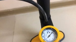 Насос ручной автомобильный, с манометром, max 4 bar, Артикул: IS-HD-7352