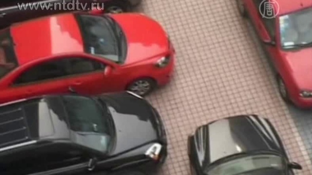 Самая наполненная автостоянка в мире – в Китае