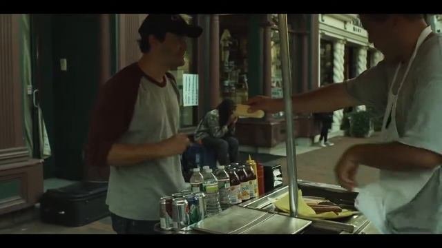 просто хорошая песня,про хороших людей