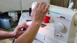 Ягуар 415 швейная машинка