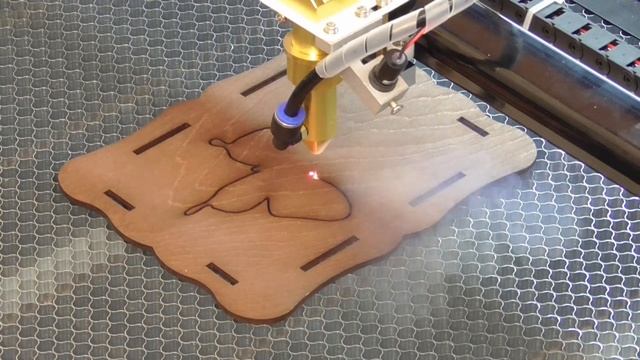 Лазерная резка фанеры, станок лазерный для фанеры. Продаем лазерные станки. смотреть онлайн