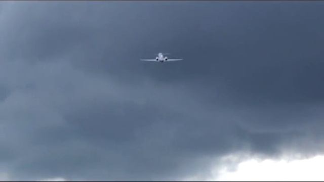 Аэропорт Белгород Взлеты и посадки ч.1