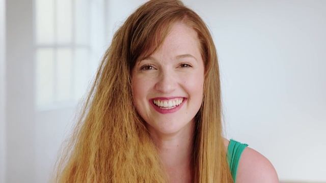 Fight the frizz with the new Goddess Ultimate Steam Straightener! смотреть онлайн