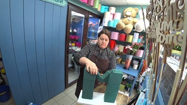 Будни флориста | Сердце и именная буква из цветов | Собираем букеты на заказ