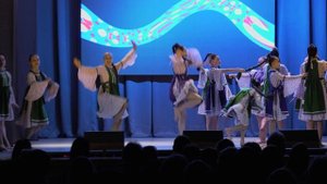 «Косы», исп. школа современного танца  «Шаги»