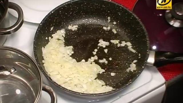 Быстрый салат из куриной печени, диета, рецепт