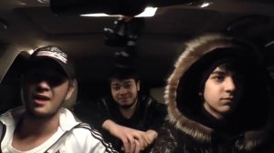 Про бывшую парень красиво зачитал реп в машине с друзьями !!!