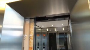 KONE (mod.) Traction Elevators @ Forum Shopping Mall, Helsinki, Finland.