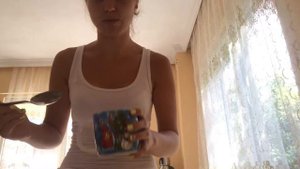 Как быстро убрать пятно от кофе с одежды