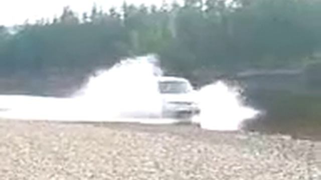 гонка по воде.3gp смотреть онлайн