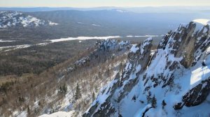 Двуглавая сопка. Скалы "Перья". Национальный парк  Таганай. Достопримечательности Южного Урала