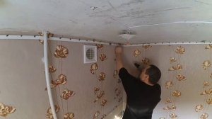 как укрепить  шурупы в бетонной стене