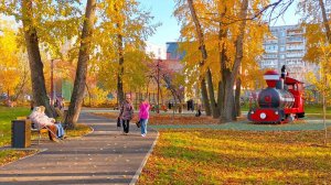 Walking in Ekaterinburg. New garden in the center and Ural Opera |4K| - Autumn 2023 (October)