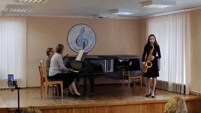 Л. Винчи. Соната № 1. I часть. Для флейты. Любовь Антоненко. Саксофон тенор. 14 лет.