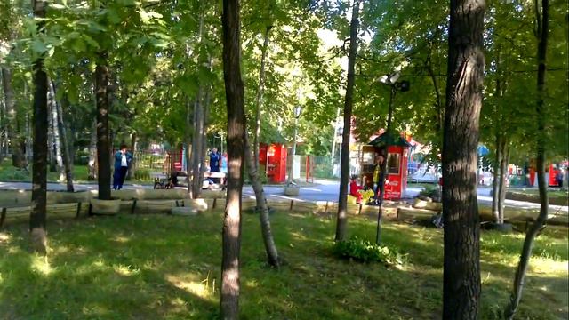 электромобили и Micshel катается на электромобиле смотреть онлайн