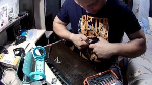 Замена аккумулятора в переносной Bluetooth колонке JBL Flip 4.
