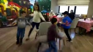 Музыкальные стулья