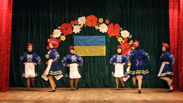 Колектив "МамаДенс". Танець "Карапет" смотреть онлайн