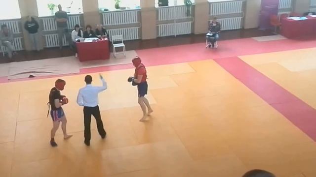 Ушу-саньда красный против черного смотреть онлайн