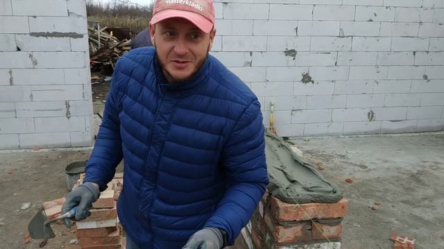 КИРПИЧНАЯ КЛАДКА Б/У-шки / ДИРЕКТОР ОРУДУЕТ МАСТЕРКОМ смотреть онлайн