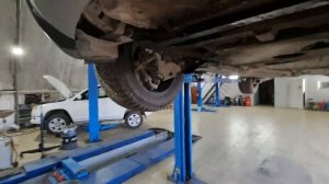 50% СТО ОТКАЗАЛИСЬ БРАТЬ ЕГО В РЕМОНТ!!! BMW X5 E70 3.0 TWIN TURBO / Замена термостата