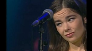 Bjork Anchor Song live
