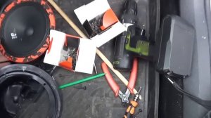 Пежо 408. Замена штатной акустики и установка усилителя