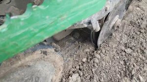 работа сошника сеялки Great Plains в замедленном действии