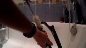 Как я отмываю штанины вилки от смазки