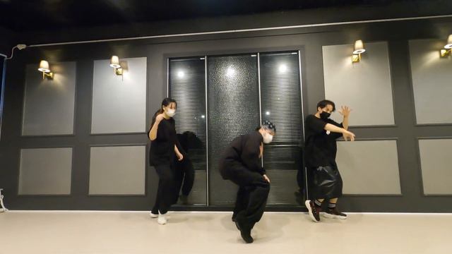 Erykah Badu - On & On / Zoom-In T Beginner Class