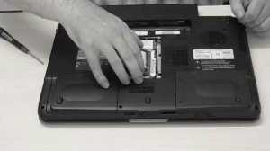 Toshiba серии A300: Замена памяти