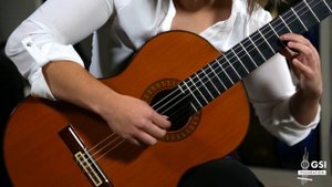 Mario Castelnuovo Tedesco's "Melancolia" performed by Hope Mueller on a 1972 Jose Ramirez "1a"