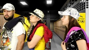 НАГЛАЯ VS СКРОМНАЯ школьница на летних каникулах. Вайны DiLi Play