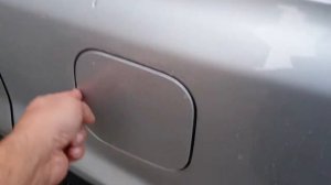 Не открывается крышка бензобака