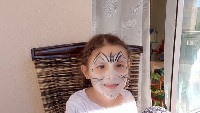 ДЕТСКИЙ МАКИЯЖ КОТИК, ХЭЛЛОУИН 2020! #испания #хэллоуин #2020 #праздники #влог #макияж #дети #кот смотреть онлайн