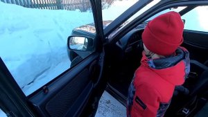 Лада Нива ТРЕВЕЛ. Машина СЛОМАЛАСЬ. Адский СКРИП, будем РЕМОНТИРОВАТЬ... Пробег 28 000 км.