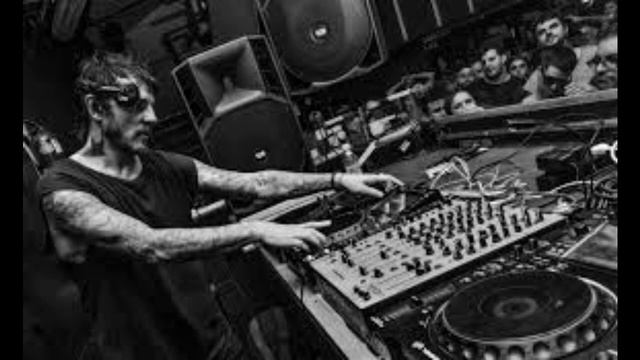 Oscar Mulero Awakenings 30 06 2004 смотреть онлайн