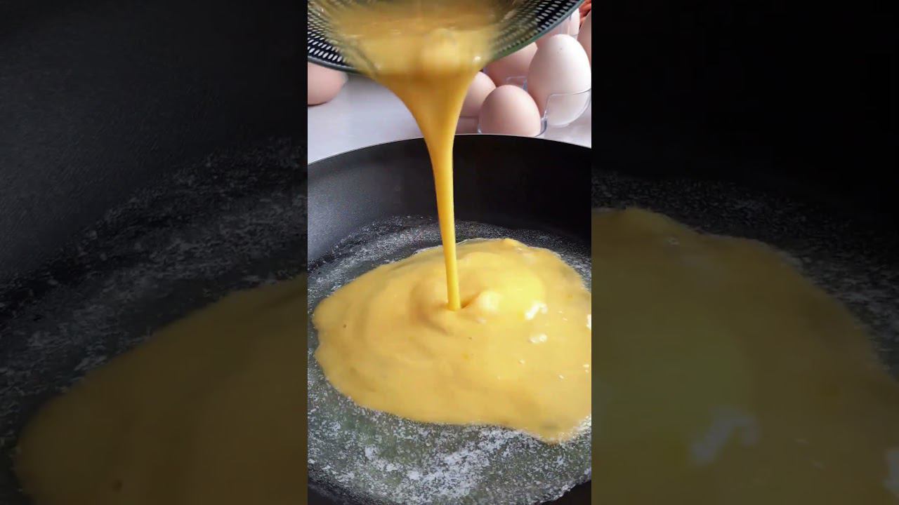 Превосходный SCRAMBLE , он же ЯИЧНИЦА БОЛТУНЬЯ он же ЯИЧНАЯ КАШКА. #хорошийвкус #салатрецепт #изяиц смотреть онлайн