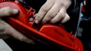 Opel Vivaro  (Replacing the rear light) Замена заднего фонаря