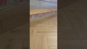 Геологов 1 укладка напольной плитки (елочкой)