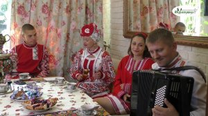 КУХНЯ ТАЛАНТОВ НА УЛИЦЕ БОЛОТОВА! Поём на кухне всей страной!