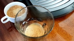 Saeco Nina Plus - Как приготовить эспрессо макиато и капучино (обзор review)