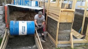 Самая бюджетная Бетономешалка своими руками Hand mixer with own hands  для арболита.