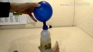 ЧТО БУДЕТ ЕСЛИ НАДУТЬ ШАР ГАЗОМ ???