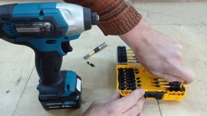 Ударные биты DEWALT. DT70737T. 31шт