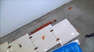 Укладка напольной плитки с декоративными вставками как правильно начать
