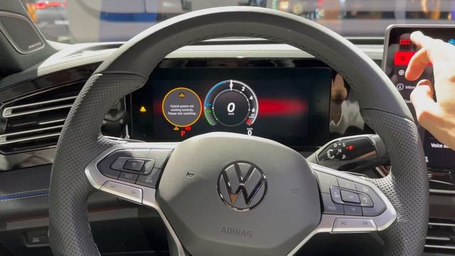 VW Tiguan R-Line 2024 eHybrid - FULL Review in 4K (Improved a lot!) смотреть онлайн